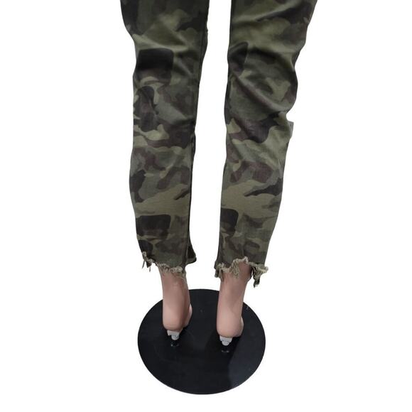 ZARA Women's Camouflage Jeans Size 4 Distressed Raw Hem Ankle - Picture 10 of 16